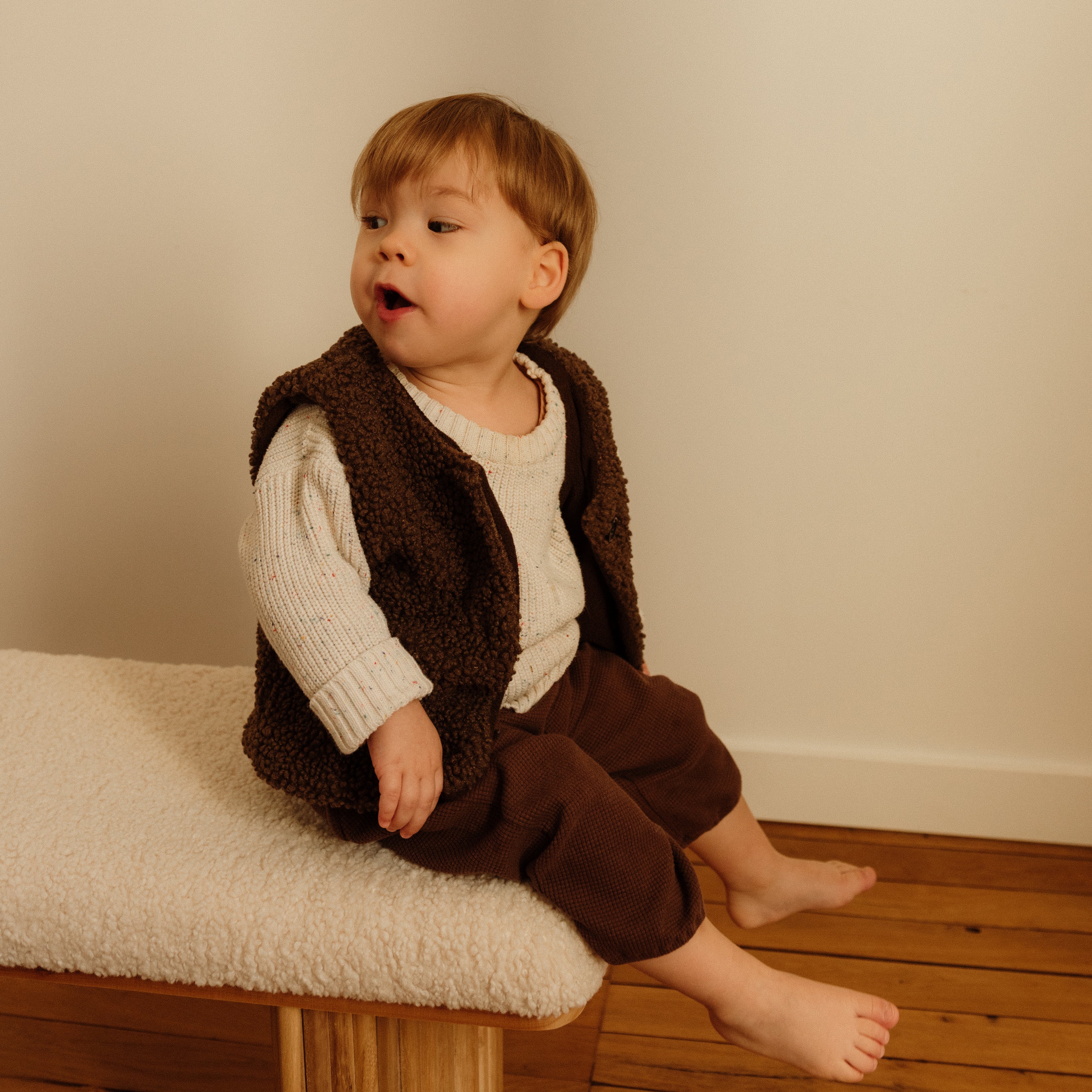Sleeveless vest NOA